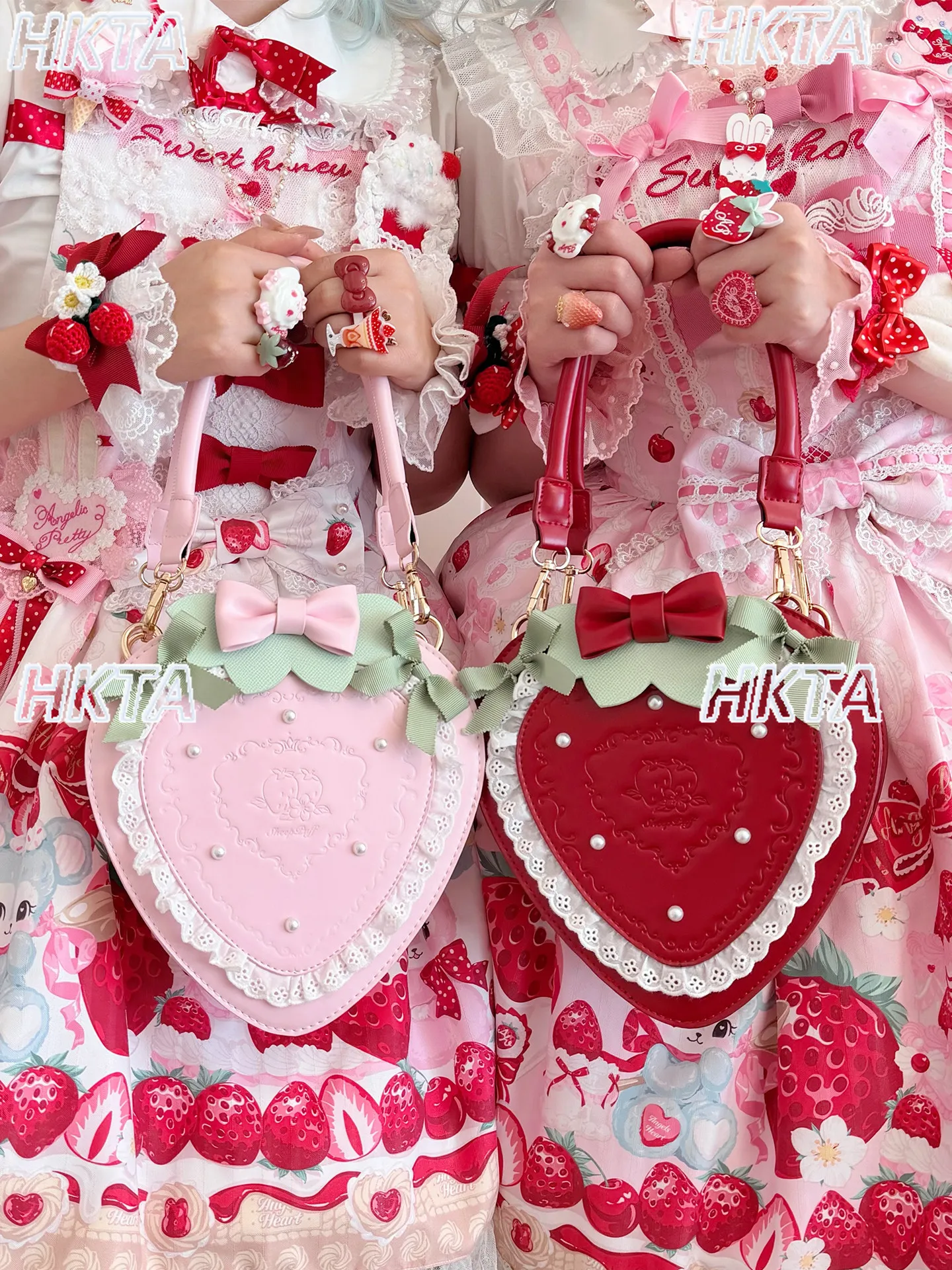 Japanese Fashion Versatile Lolita Sweet Cute Strawberry Bag Backpacks Kawaii New Bow Pearl Lace Zipper Pu Messenger Bags Women