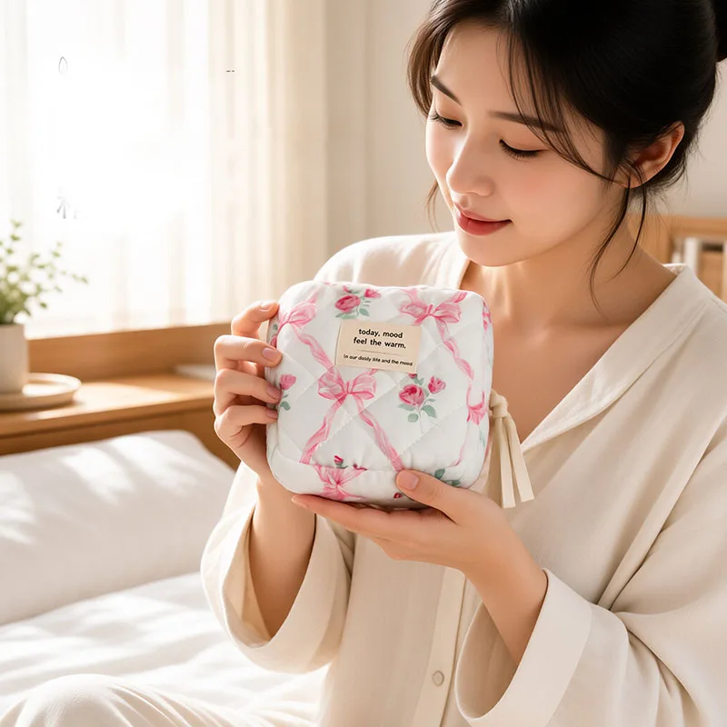 Ins Cute Bow Makeup Bag Woman Large Sanitary Pad Pouch Sanitary Napkin Storage Bag Girls Coin Purse Coin Pouch Kids Cute Purse