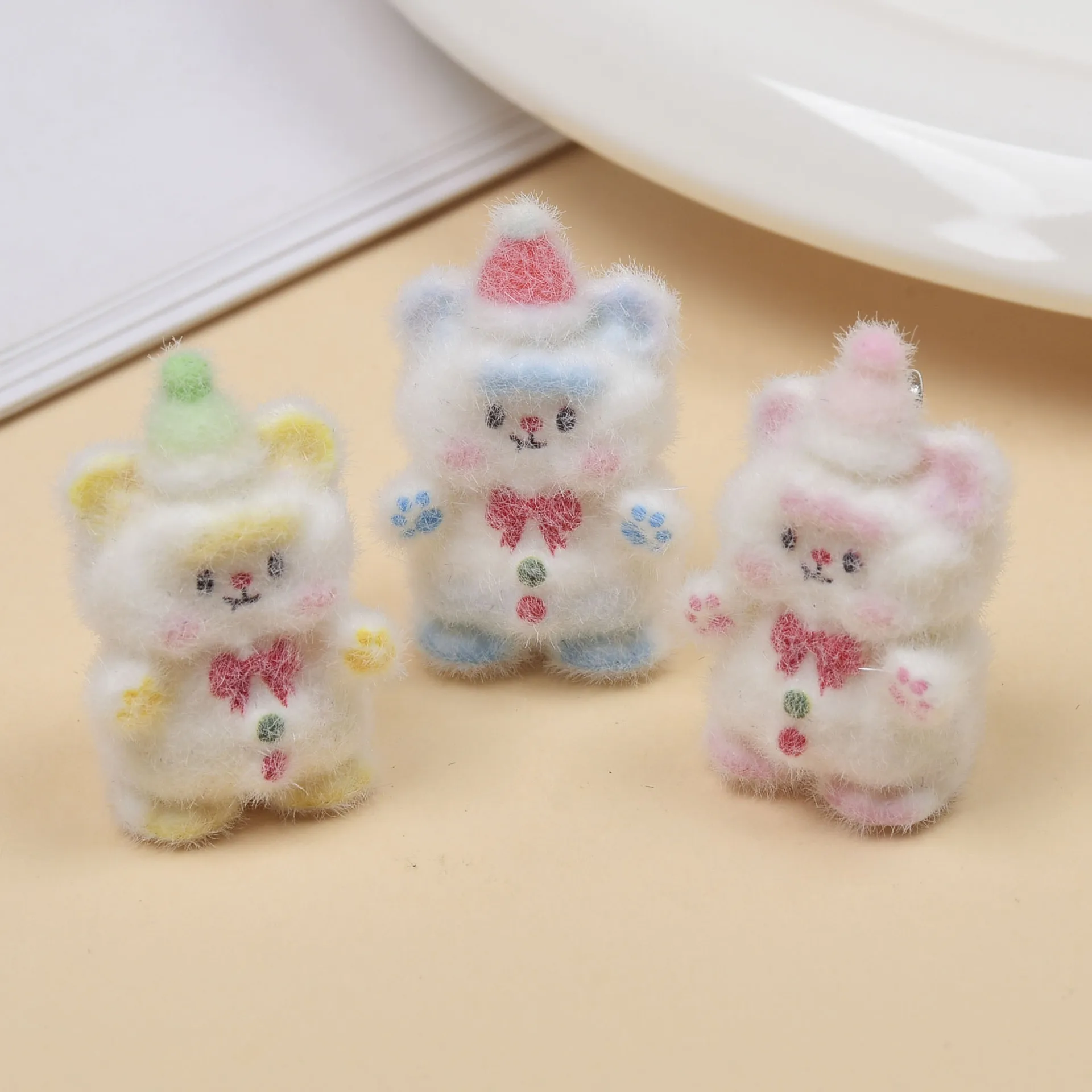 

3Pcs Cute Flocked Cartoon 3D DIY Resin Keychain Phone Charm Bag Pendant Accessories Wholesale