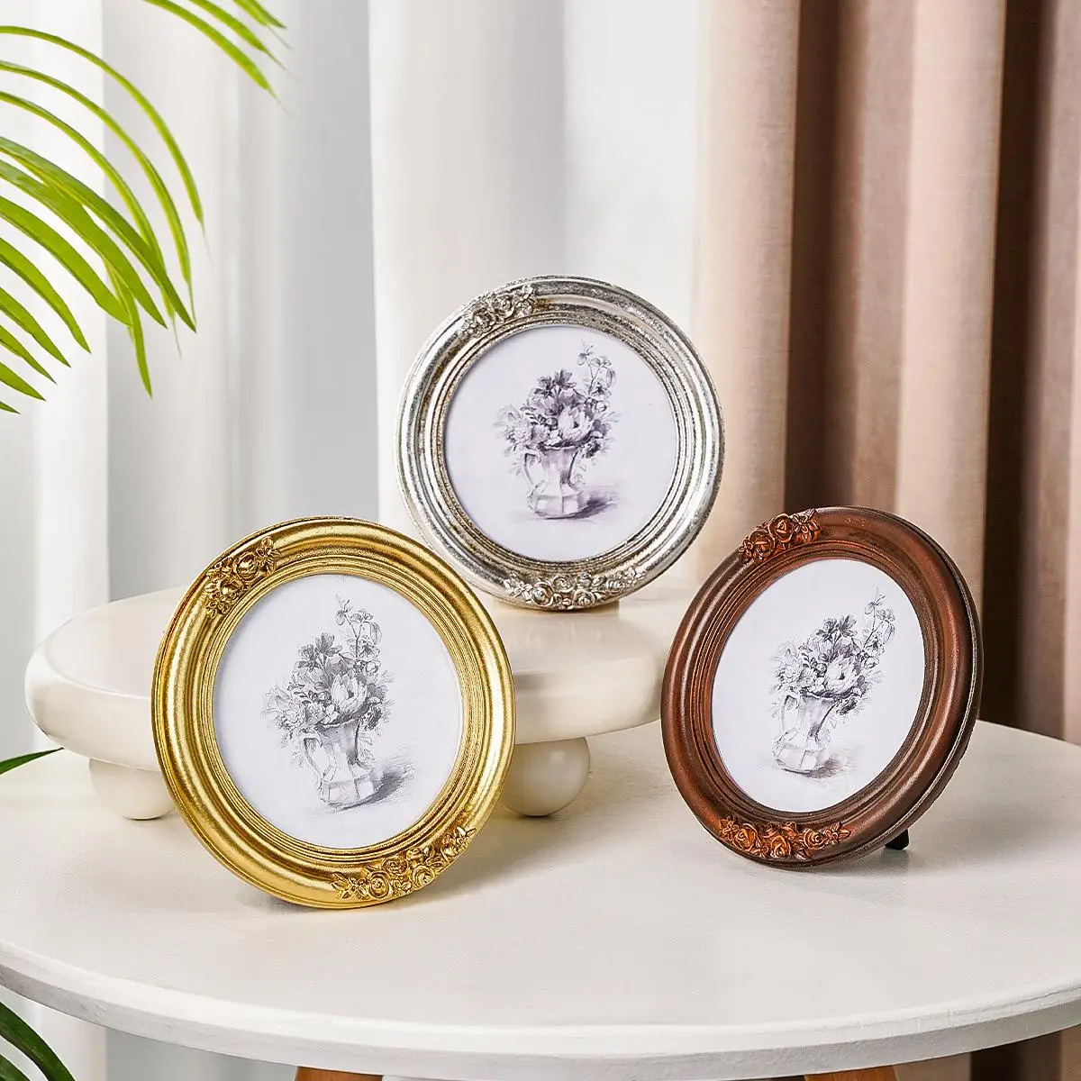 4-inch American Resin Photo Frame - Vintage Embossed Rose Flower Round Picture Frame, Antique Table Decoration Art Frame
