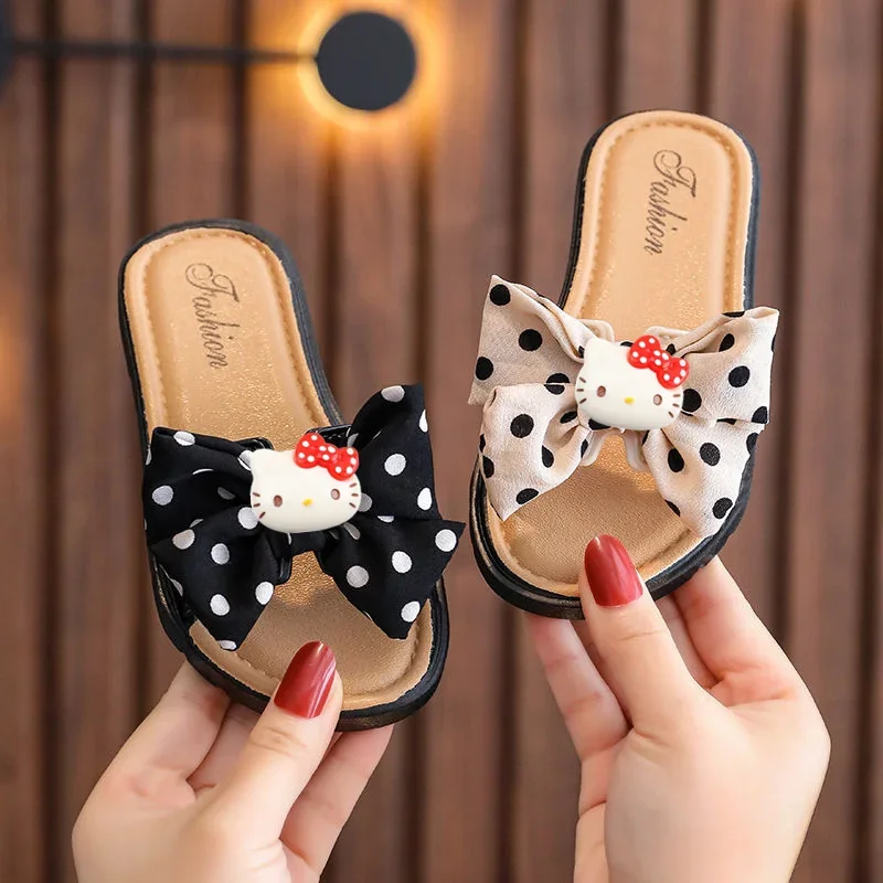 hello kitty sizes smaller non-slip Beach shoes Sanrio cute girls soft bottom sandals Shoes first walkers children slippers