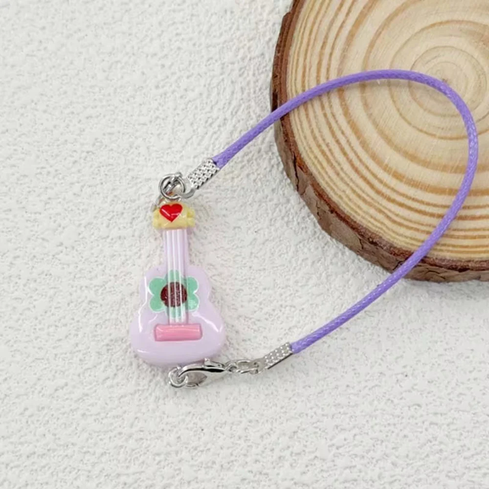 دمية لعبة منزل الملحقات قلادة الغيتار الكرتون كوب ماء لدمية لابوبو الملابس والاكسسوارات الديكور