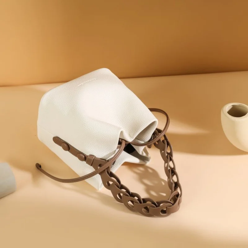 

High-End Luxury Brand Ladies Handbag Fashionable Leather Elegant Crossbody Classy Stitchwork Trendy Casual Vintage Bag​