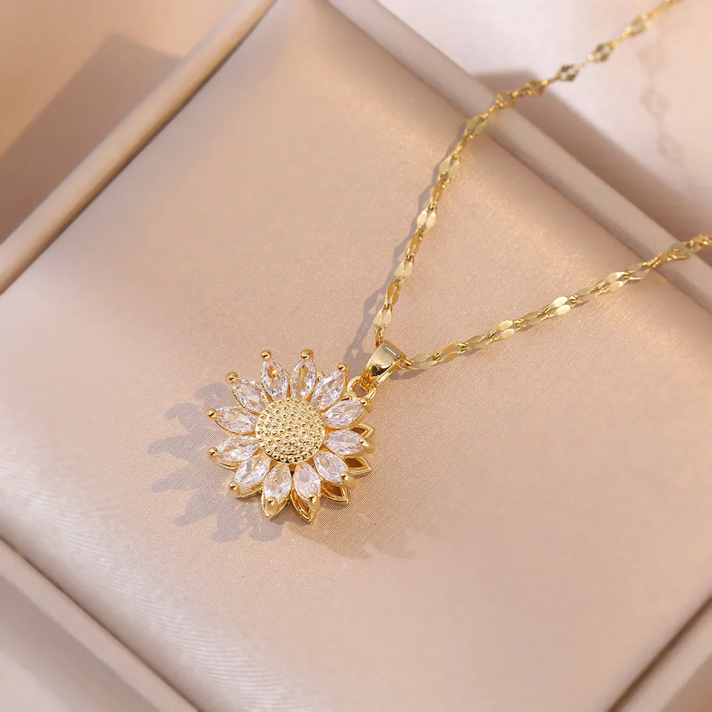 Shiny Rotatable Sunflower Daisy Pendant Necklaces for Women Girls Sweet Stainless Steel Chain Jewelry Accessories Gifts