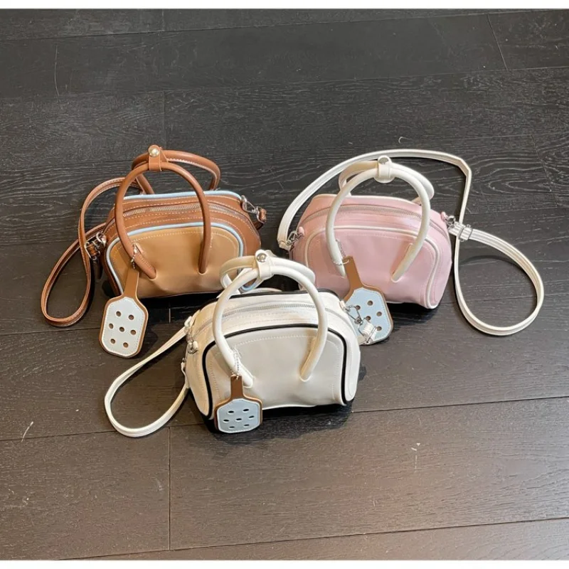 

Fashionable Denim Crossbody Bag Women Button Detail Anti-Theft Pocket Lightweight Waterproof Best-Selling Casual Bag​