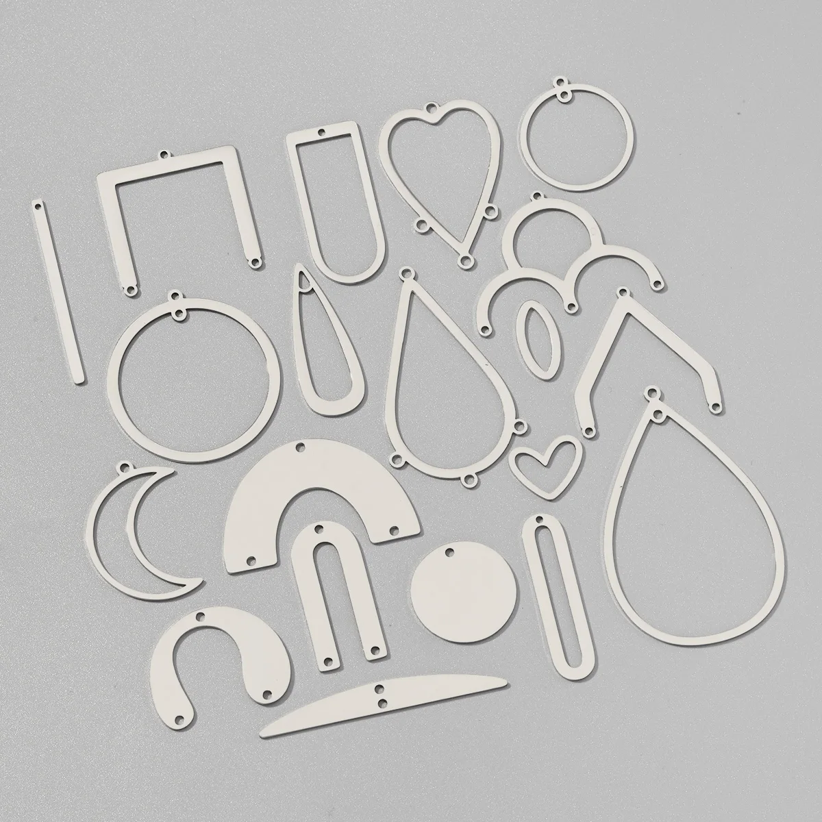 10pcs/Lot Stainless Steel Circle Heart DIY Charms Moon Spider Web Necklace Pendant Woman Geometric Jewelry Finding Wholesale