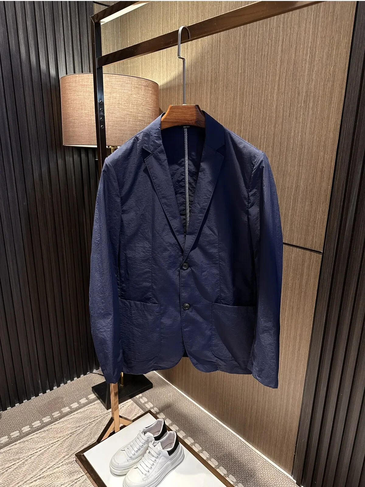 Business Casual Light Luxury Sunscreen 25 Autumn New Men's High-end Solid Color Versatile Casual Suit Convenience Jacket