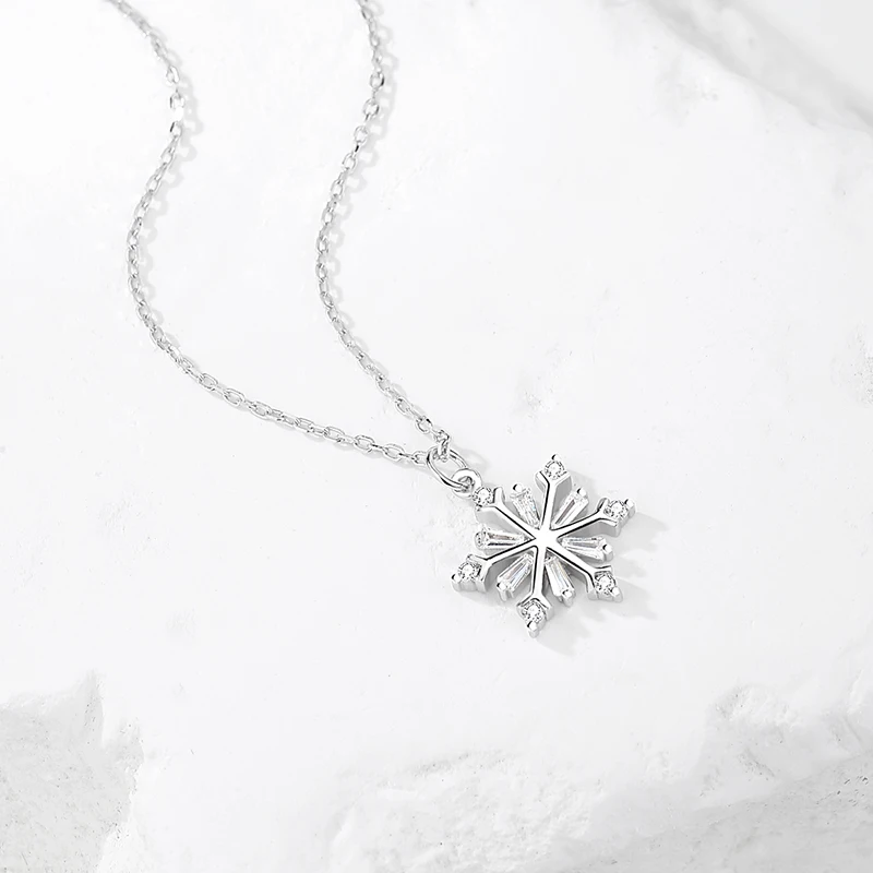 Original S925 Sterling Silver Snowflake Necklace Female Light Luxury Classic Design Winter New Christmas Charm Exquisite Jewelry