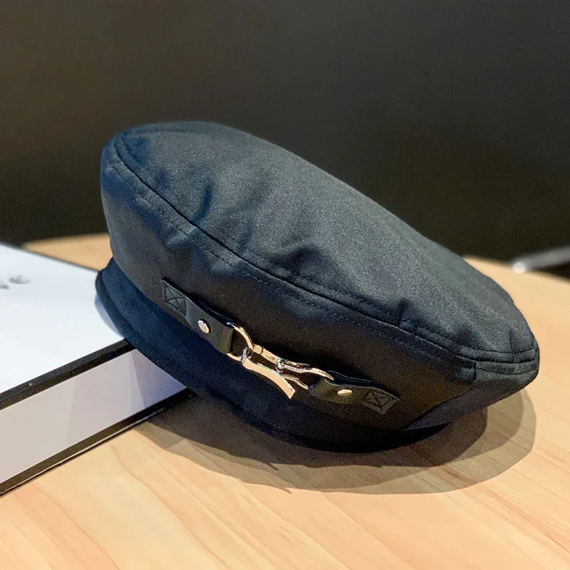 Black Fashion Beret with Metallic Chain - Soft Lightweight Adjustable Slouchy Hat for Women Men, Casual Outings Party Dates Café