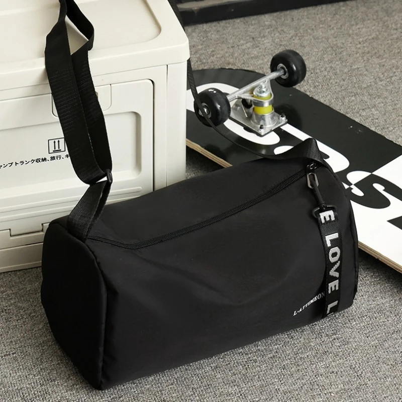 Minimalist Travel Bag for Men, Lightweight Sports Outdoor Crossbody Bag, Men's Trendy Large Capacity Luggage Shoulder Bucket Bag