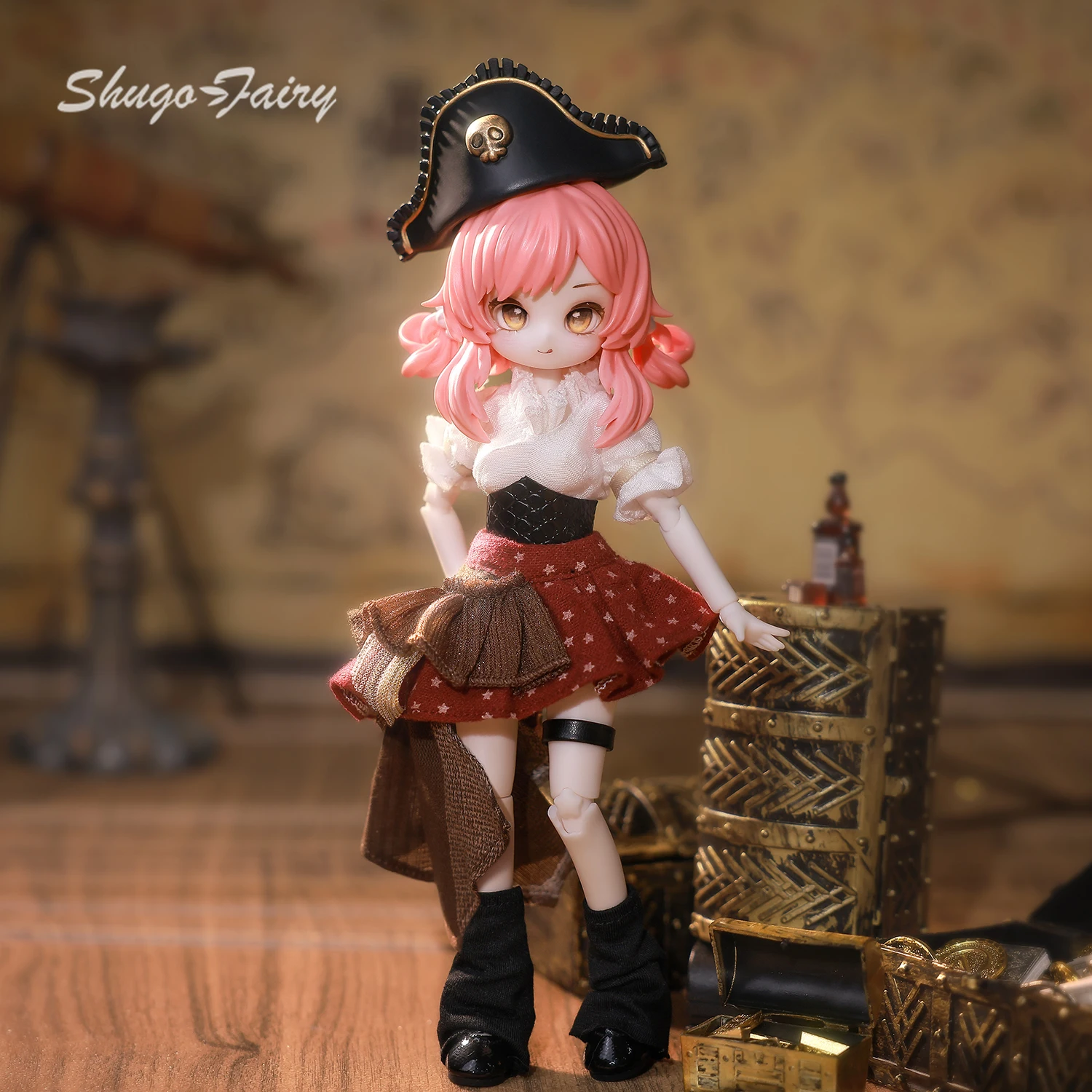 Figurki BJD w Blind Boxach 1/8 Falowane Włosy Pełny Zestaw Figurka Anime Kobieta Kapitan Ekspedycji Strój Pirata Peruka z Żywicy Wróżka Shuga