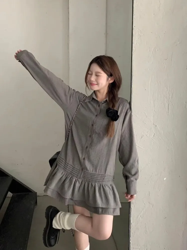 

Sweet Korean Sle Striped irt Dr Женская ранняя осень Новая свободная юбка с подолом и пуговицами на талии Long Sve H-ape