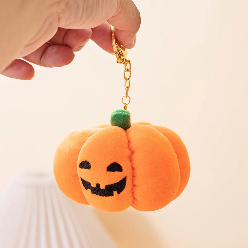 1Pc 10CM Cute Pumpkin Plush Pendant Toy Kawaii Noctilucent Christmas Pumpkin Doll Lovely Keychain Toy Xmas Decor Birthday Gift