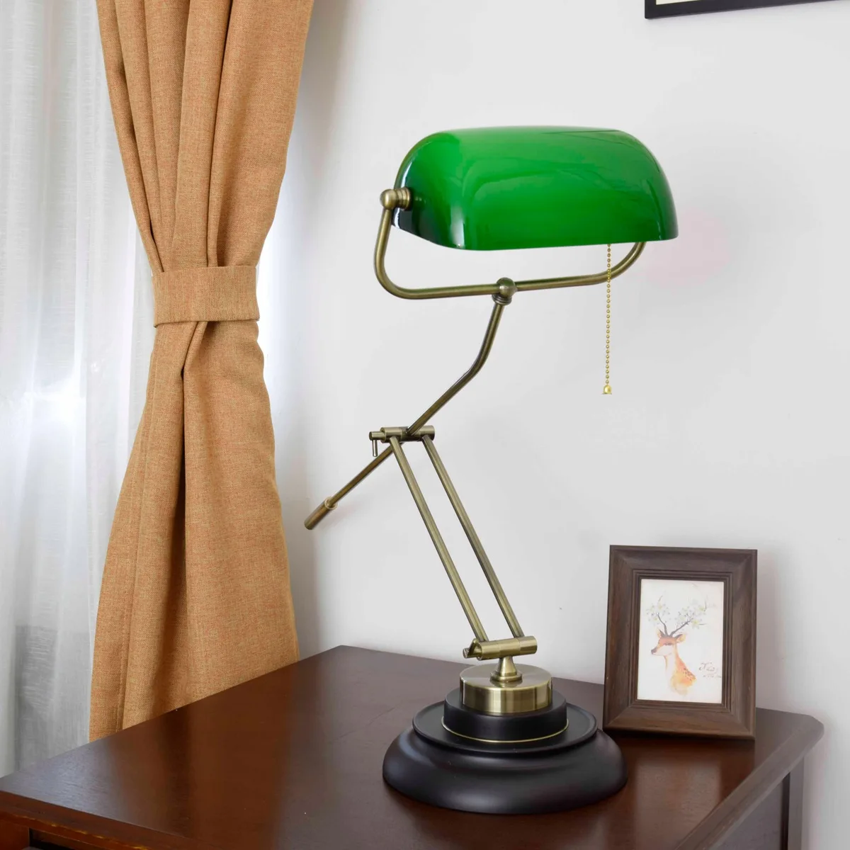 

Chinese Old Shanghai Living Room Dining Room Desk Hotel Bar Light Republic Of China Retro Green LED Bank Table Lamps