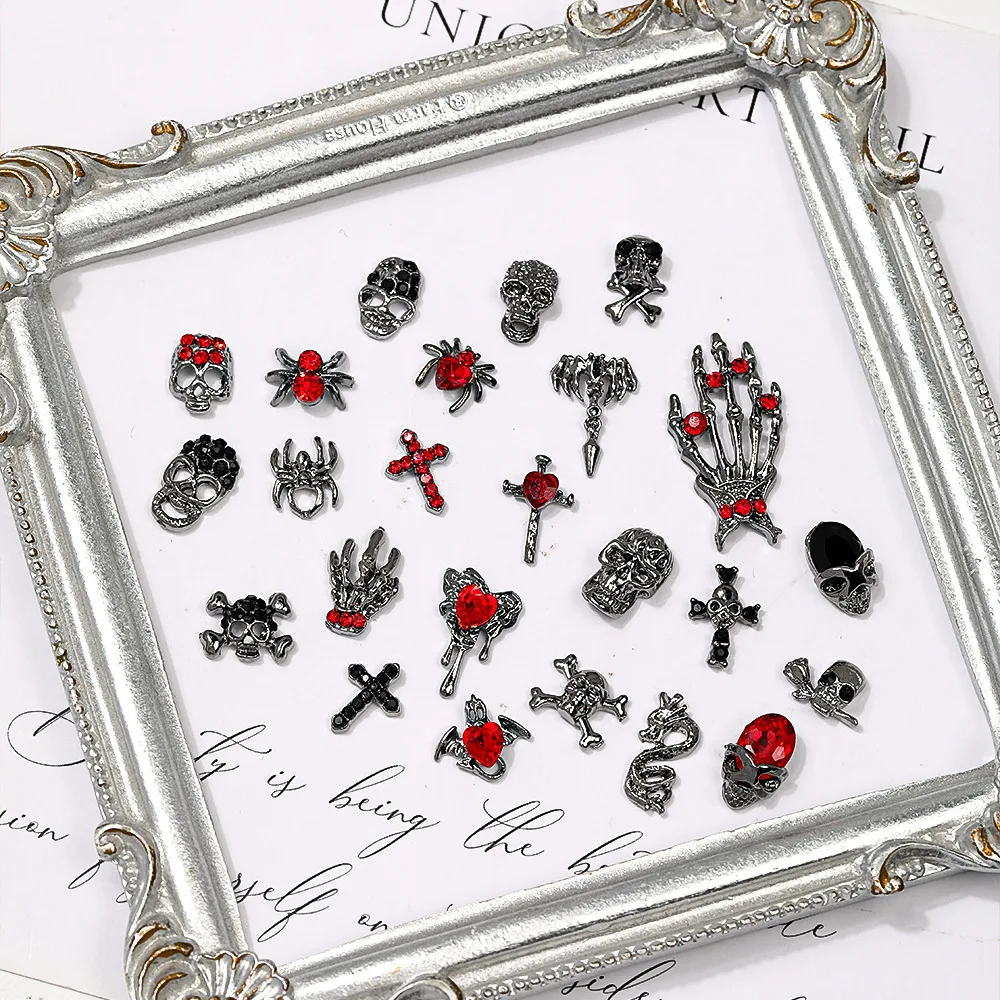 10pc gótico 3d halloween arte do prego decoração acessórios crânio escuro cruz aranha encantos para unhas design manicure decoração suprimentos