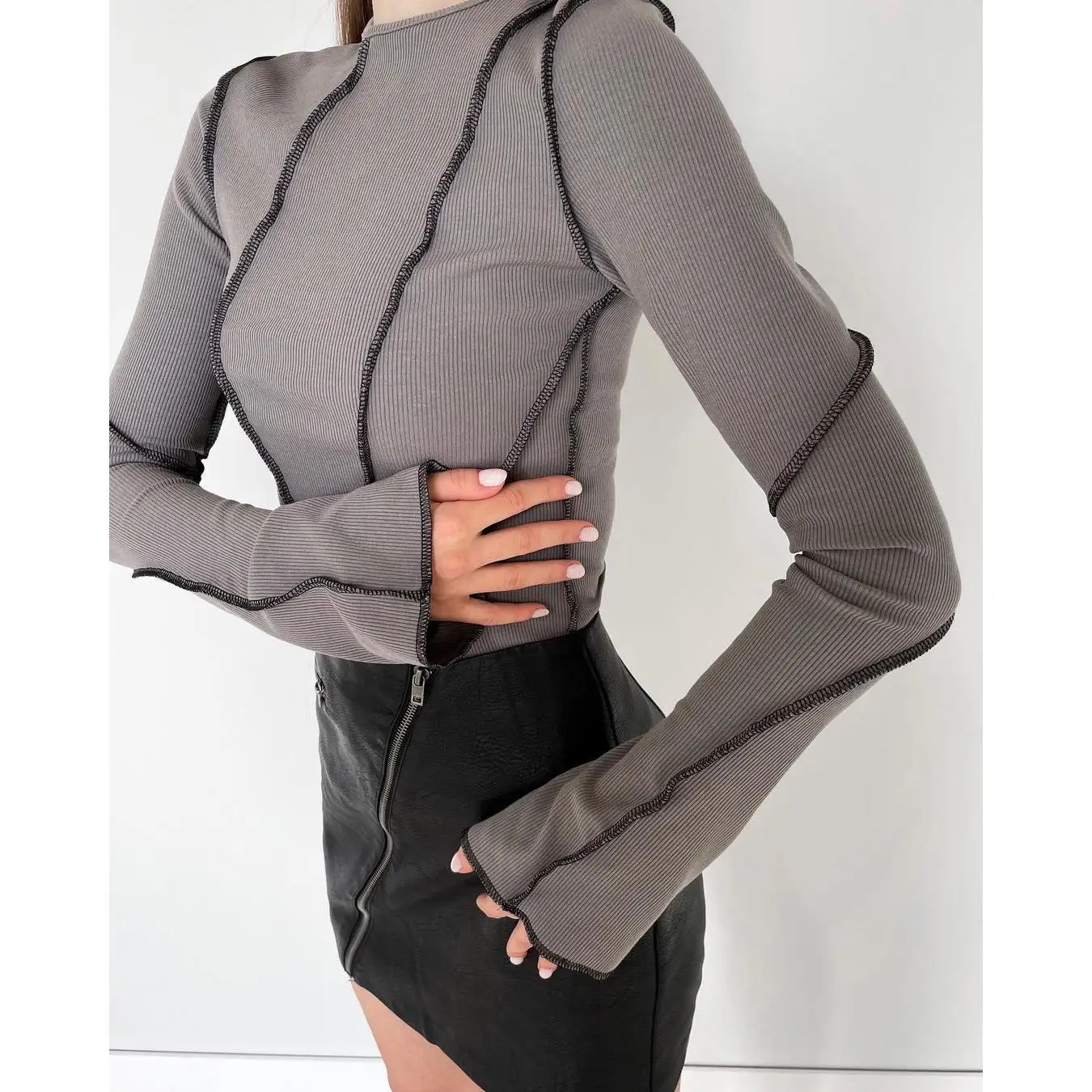 

Women's Long Sve Flare Sve Pit Top T-irt Street Sle Slim Fit round Ne Bell Sve Autumn Faion Ladies' T-irt