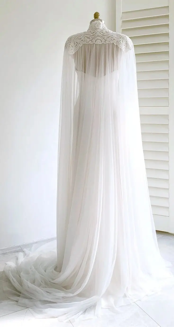 Customized White Bridal Long Tulle Cape with Embroidered Lace Appliques Long Wedding Dress Party Cloak Formal Wear Coat