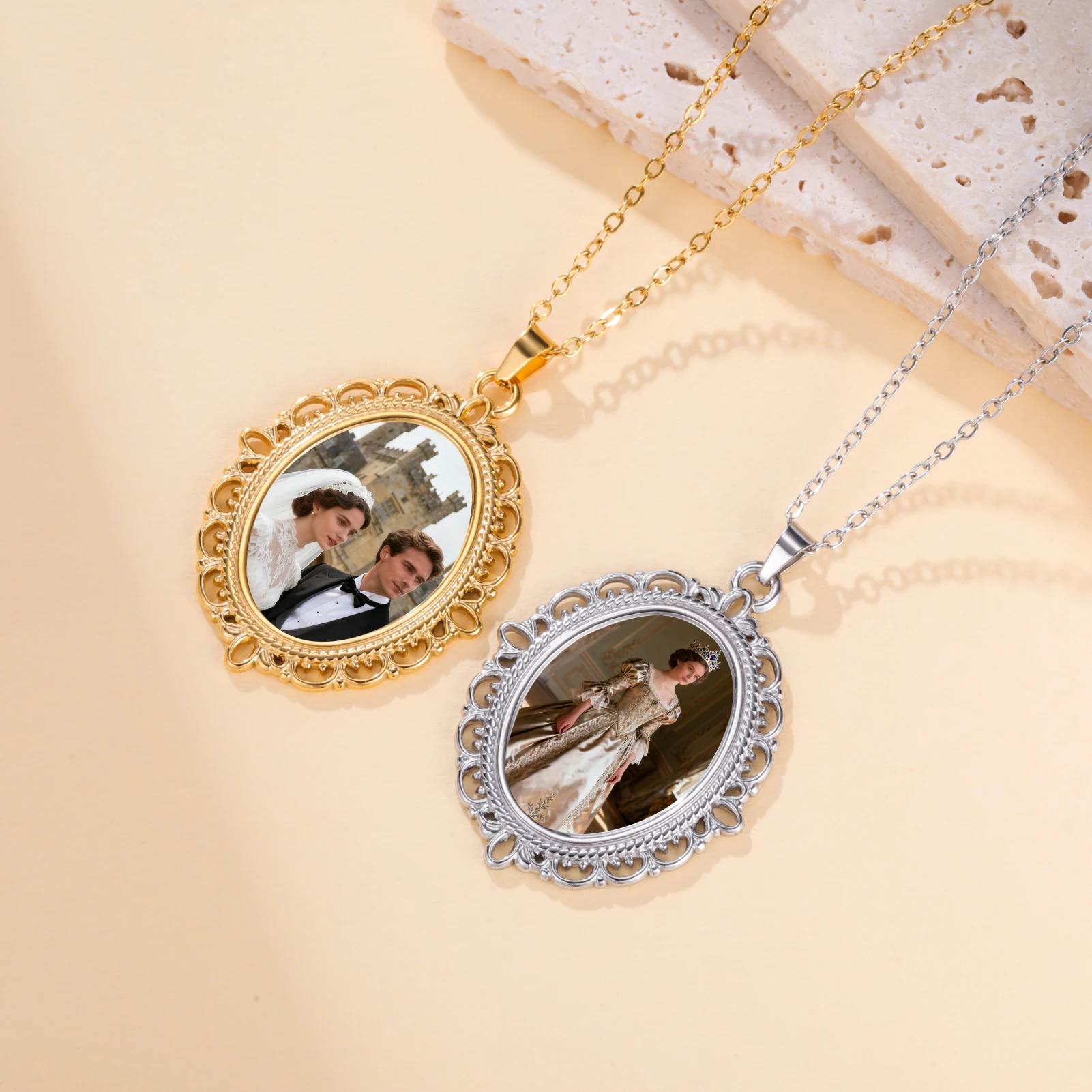 

Customized color printed photo oval hollow lace necklace stainless steel retro royal queen print photo necklace couple gift