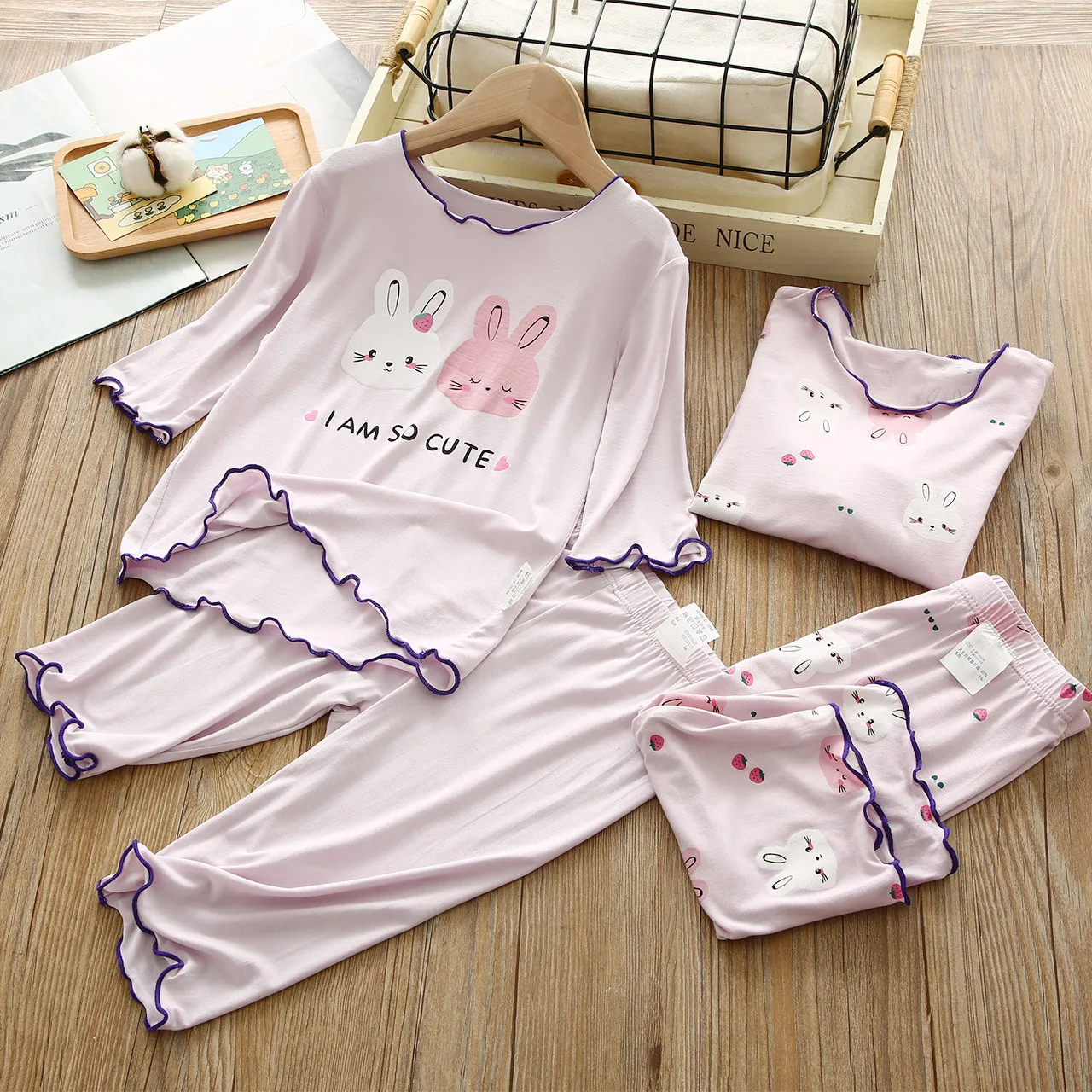 

Middle and Older Children's Loungewear Short-sleeved Set Pajamas Summer Girls Ice Silk Children's Popular Summer Two-piece Set