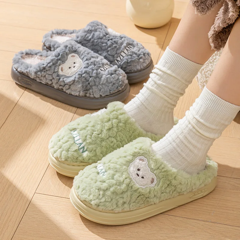 شباشب قطنية نسائية شتوية منزلية جديدة داخلية مضادة للانزلاق سفلية سميكة دافئة ورقيقة للزوجين شباشب شتوية