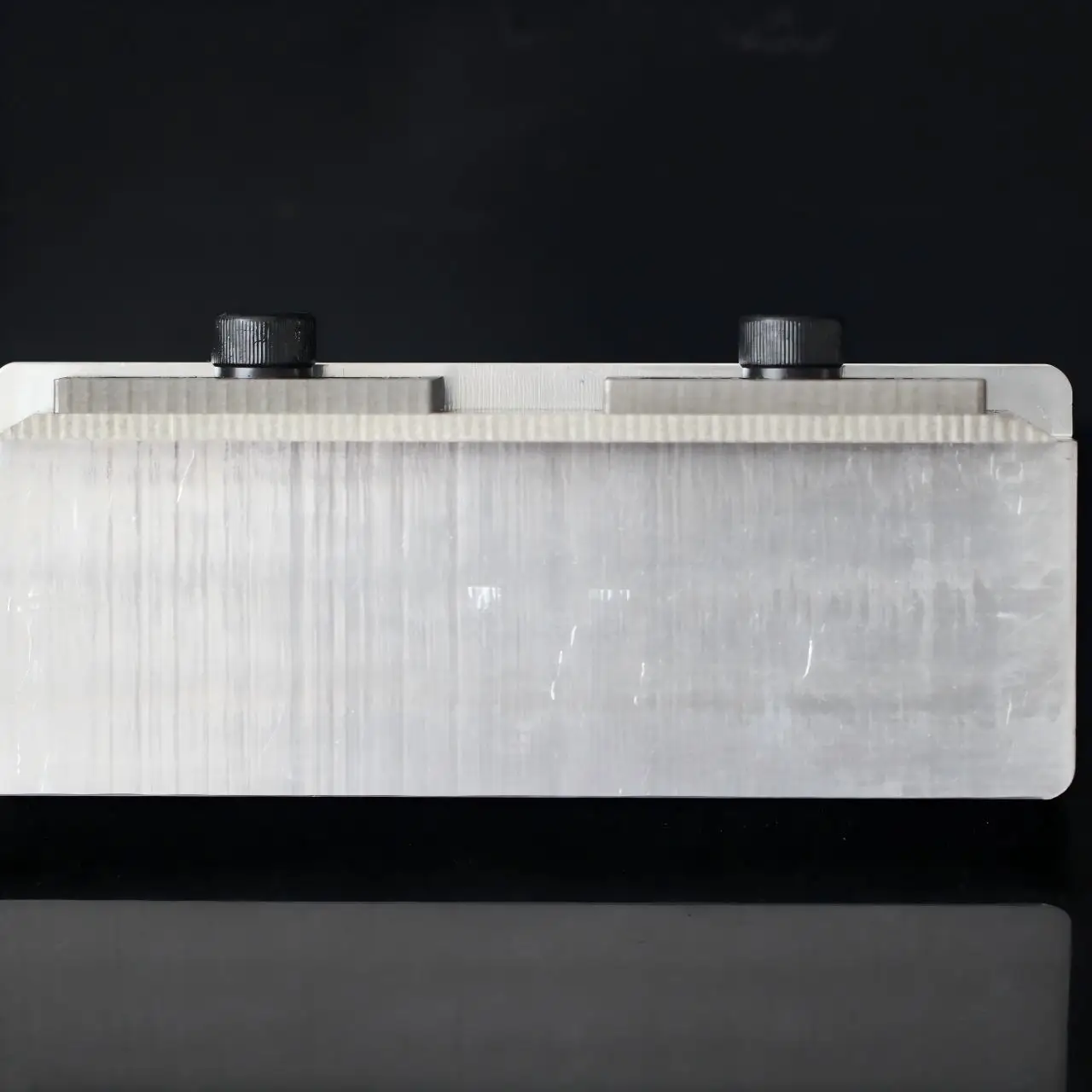 Adjustable Positioning Fixture With Manual Drive Gear & Bearing Components For CNC Machining Centers And Wire EDM