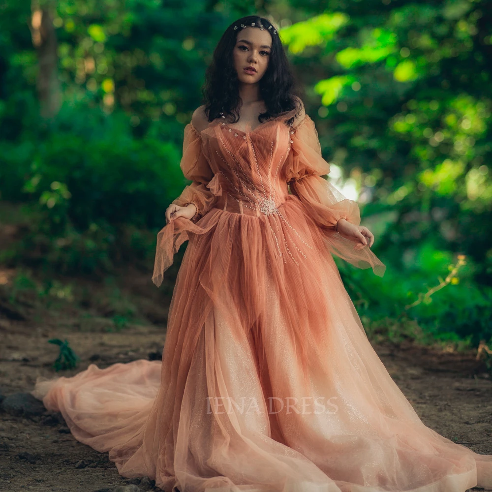 Maßgeschneidertes elegantes orange-rotes Sonnenuntergang-Mesh-Fee-A-Linien-Abend-Partykleid mit Perlen, herzförmiger Tüll, Maxi-Boho-Fotografie-Kleid