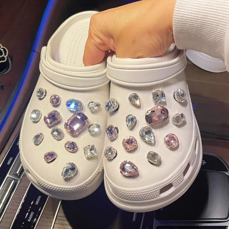 Sparkling Pink Diamond Gemstone Shoe Charms Designer DIY Cute Shoes Decaration Party Accessories Clogs Kid Boy Women Girls Gifts