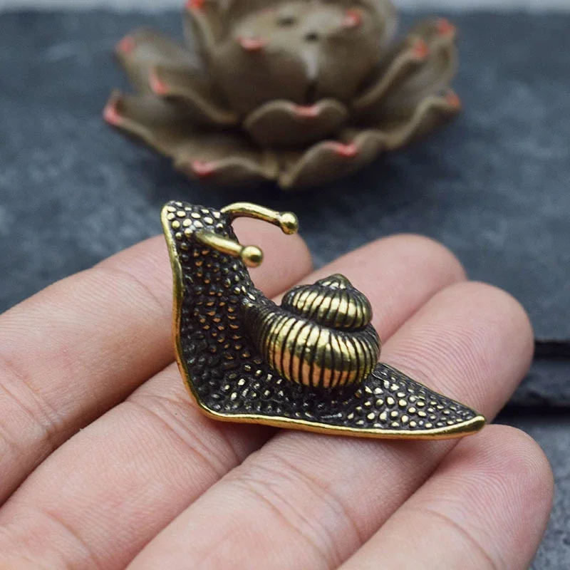 Vintage Pure Copper Pet Tea Snail Ornament, Mini Snail Figurine, Tea Pet Tea Ceremony Collection Decoration, Desktop Plaything