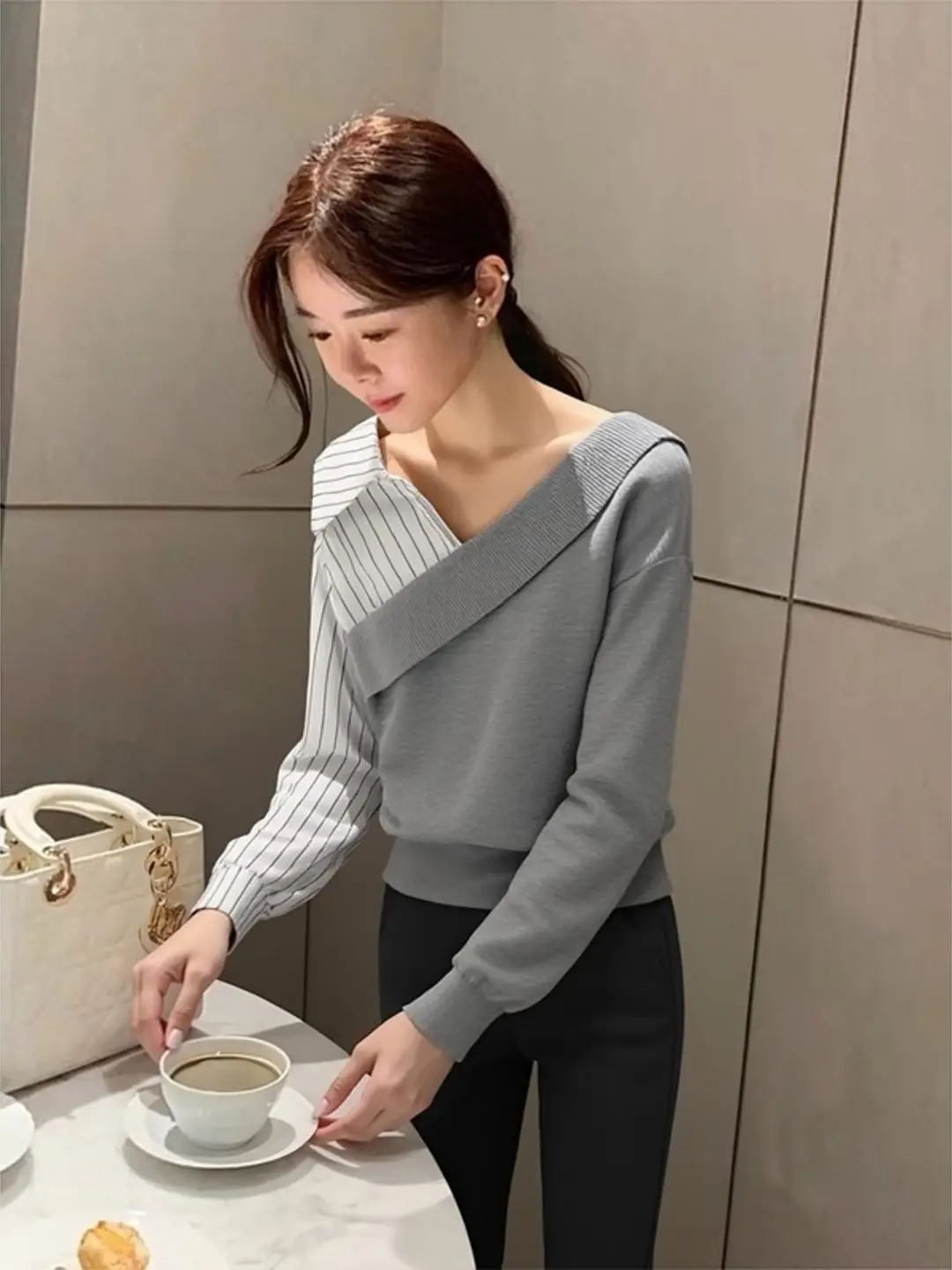 

ay Spliced irt Women's Winter High-End Design Unique Beautiful Important Ocn Top Spring Commute Sle Long Sve V-...