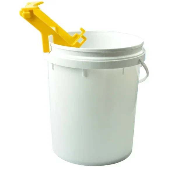 

%a Honey storage bucket support tools plastic bucket rack honey tank support shelf