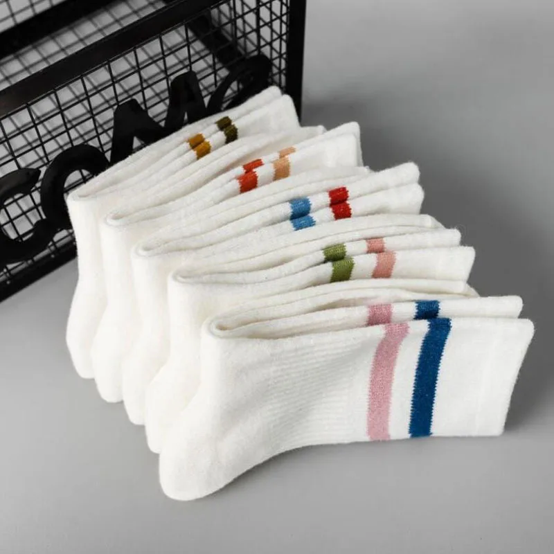 5 Pairs Women's Socks Set Korean Verstaile Breathable Absorb Sweat Soft Socks For Girl Striped Funny Simple Preppy Style Sports