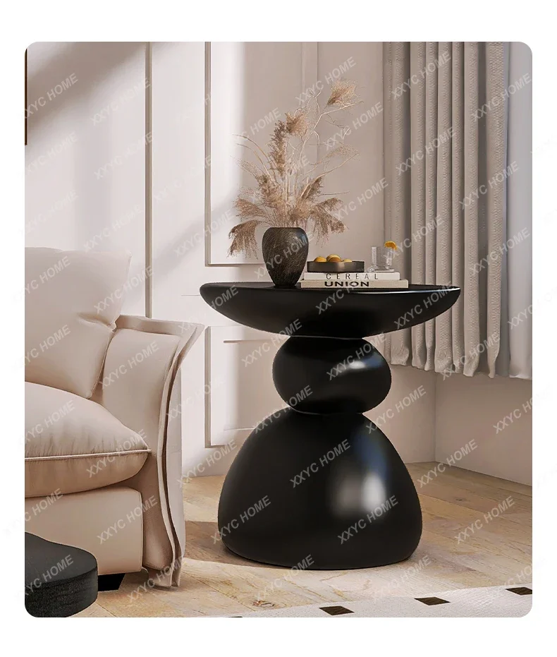 

GGMM Creative bedside table small simple modern cartoon light luxury high-end home bedroom rack