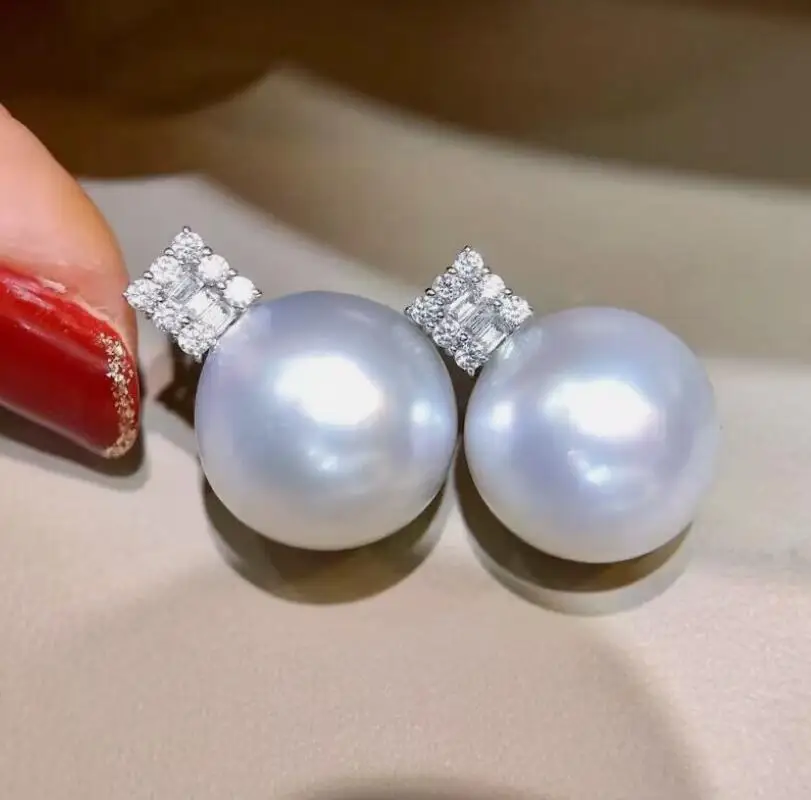 gorgeous pair of 9-10mn south sea round white pearl dangle earring 925s