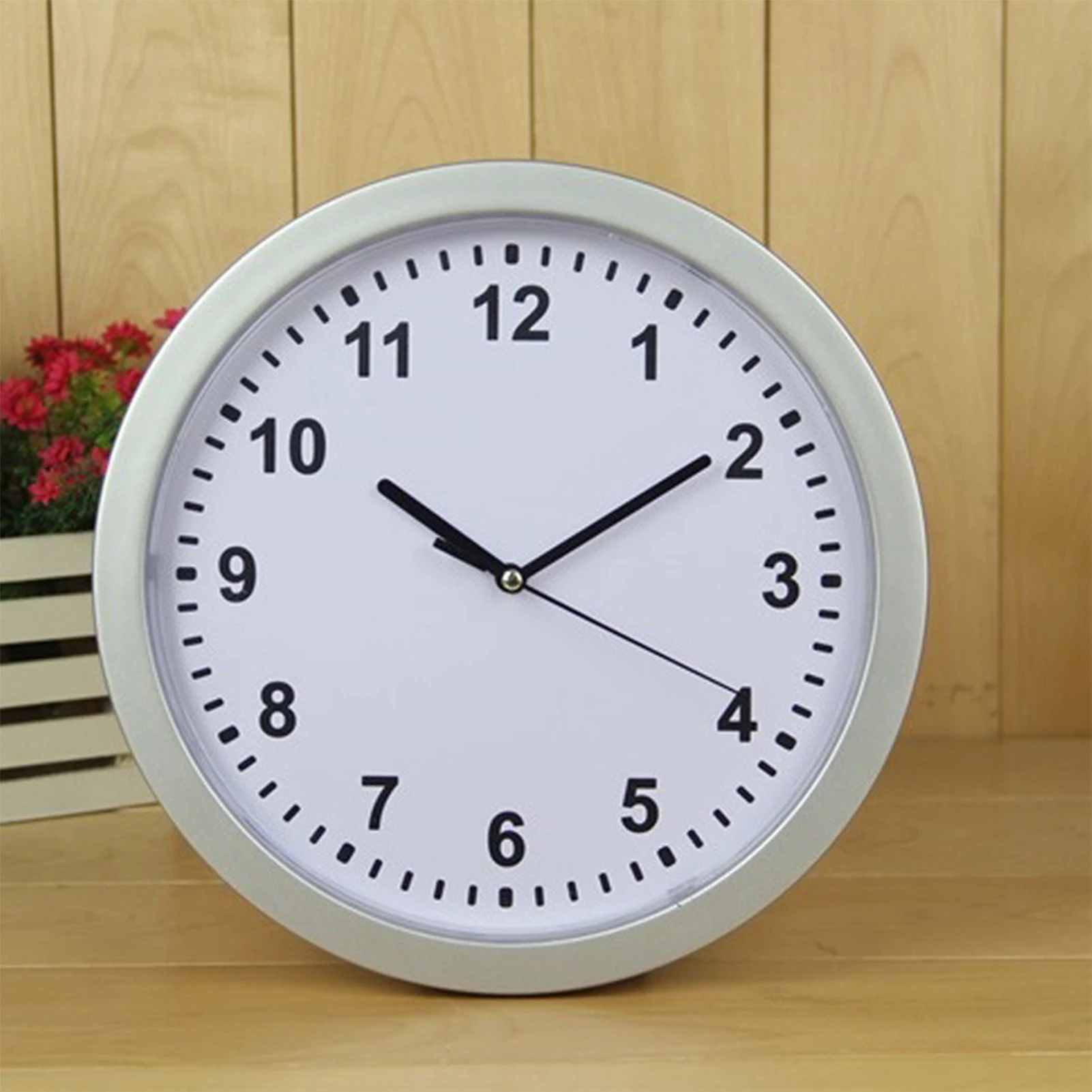 Reloj montado en la pared con reloj de pared de diseño seguro, simple y generoso y seguro para regalos navideños, cumpleaños y vacaciones