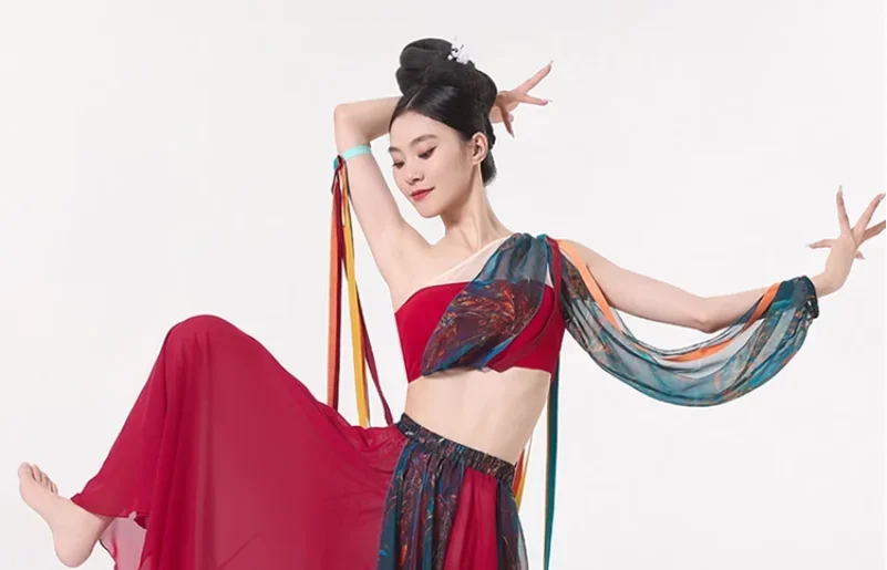 Sexy Apsaras volanti Dunhuang Hanfu Tianzhu Principessa Deserto Regione occidentale Costume da spettacolo di danza Donna