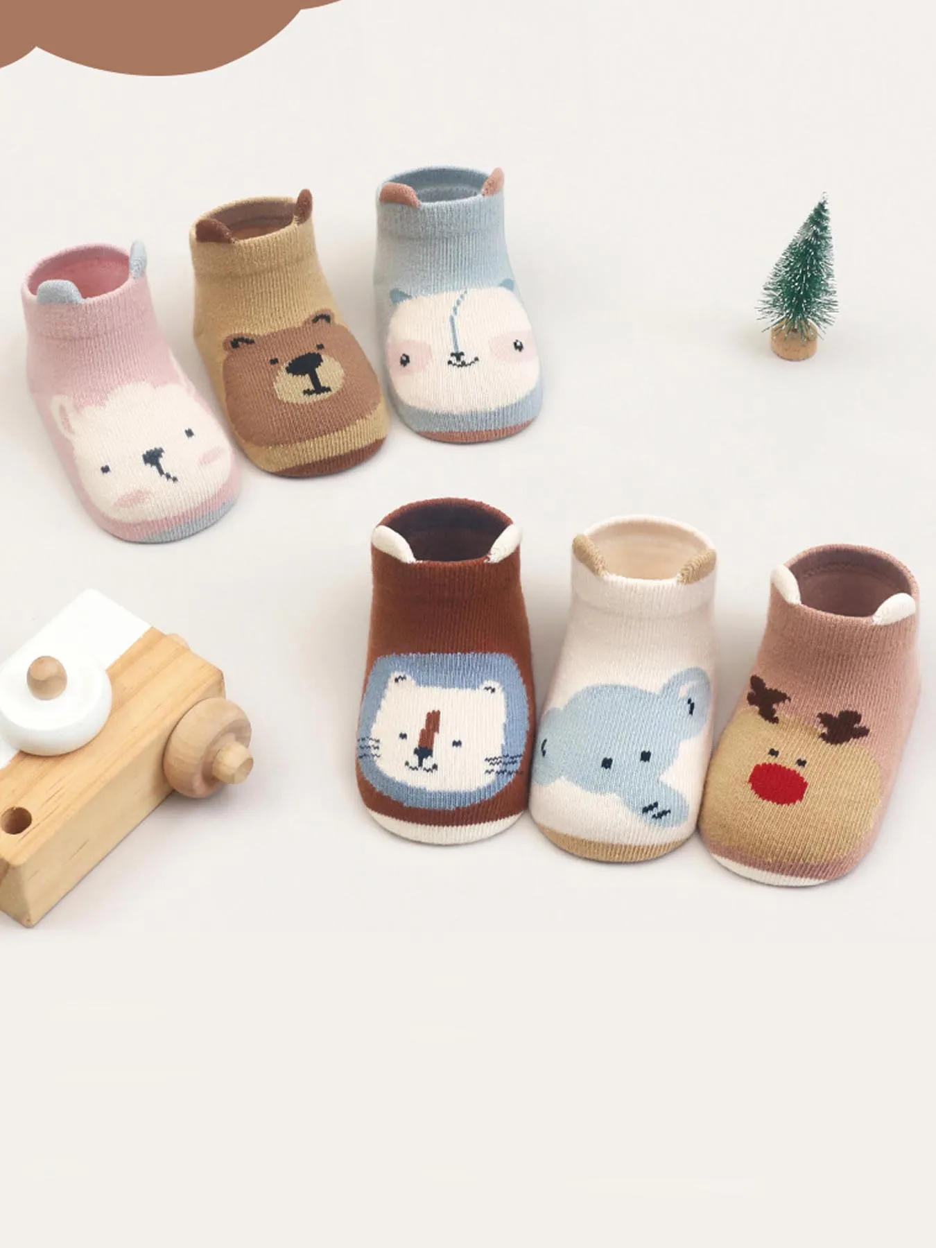 12 pairs of boys and girls' anti slip socks with cute cartoon animal patterns, comfortable and breathable baby floor socks