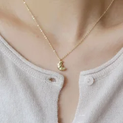 Copper Croissant Shape Necklace Simplicity Geometric Shape Friendship Pendent Choker Gold Color Chain