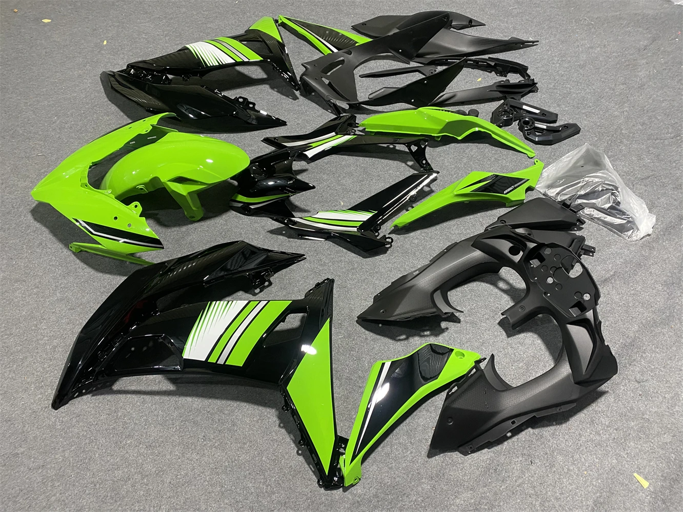 Motorcycle Accessories Abs Plastic Fairing Kit Set Fit for NINJA 650 ER-6F EX650 2017 - 2019 NINJA650 ER6F 2018 17 18