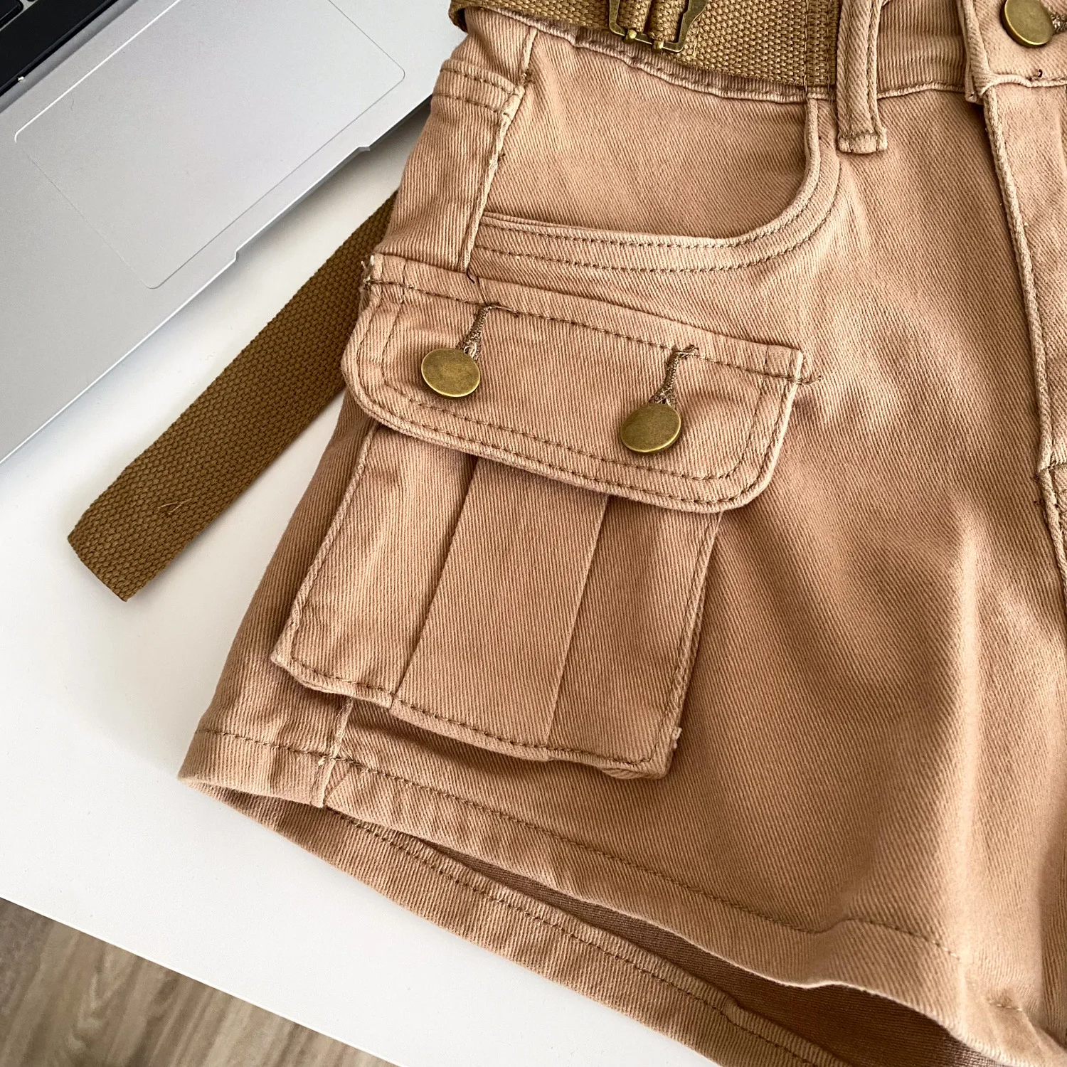 Women Denim Shorts Solid Cargo Short Button Pocket Mini Length Zipper Fly Empire Waist Loose Fit Streetwear Casual 2026 Summer