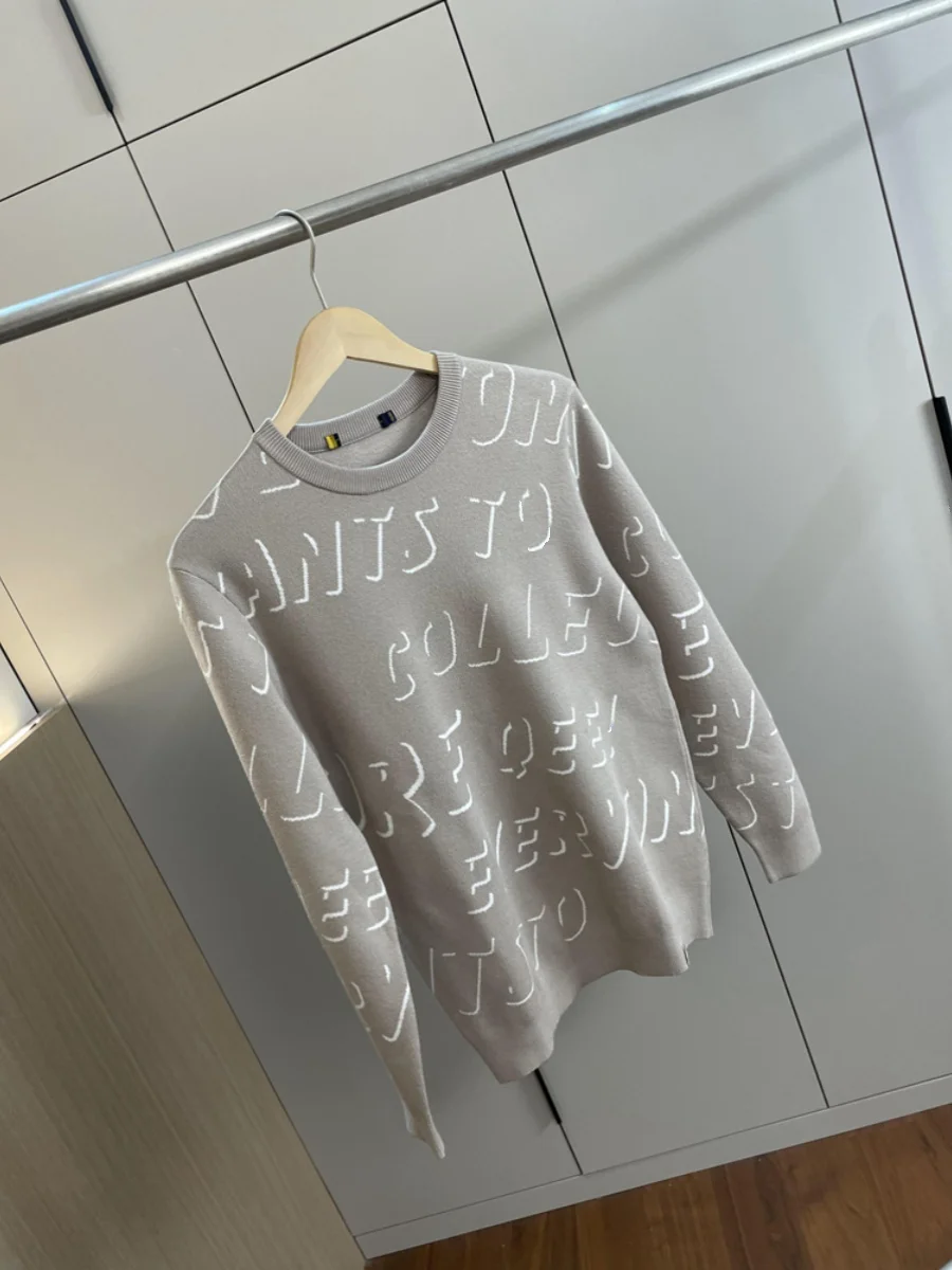 

Мягкий вязаный свитер мужской, модный, с круглым вырезом, с вышивкой букв, коллаборация, осенняя коллекция, молодежный стиль Vitali Sle