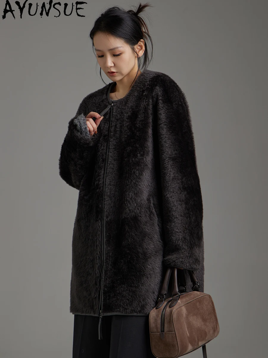 AYUNSUE Mantel Bulu Kulit Domba Alami Wanita Jaket Kulit Asli Asli Jaket Musim Dingin Pakaian Mewah Wanita Hangat 2025ба