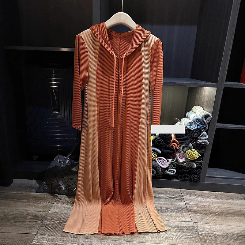 

Женское платье, модное лоскутное платье с цветными блоками, эластичная свободная женская одежда, элитное шикарное новое плиссированное платье с капюшоном