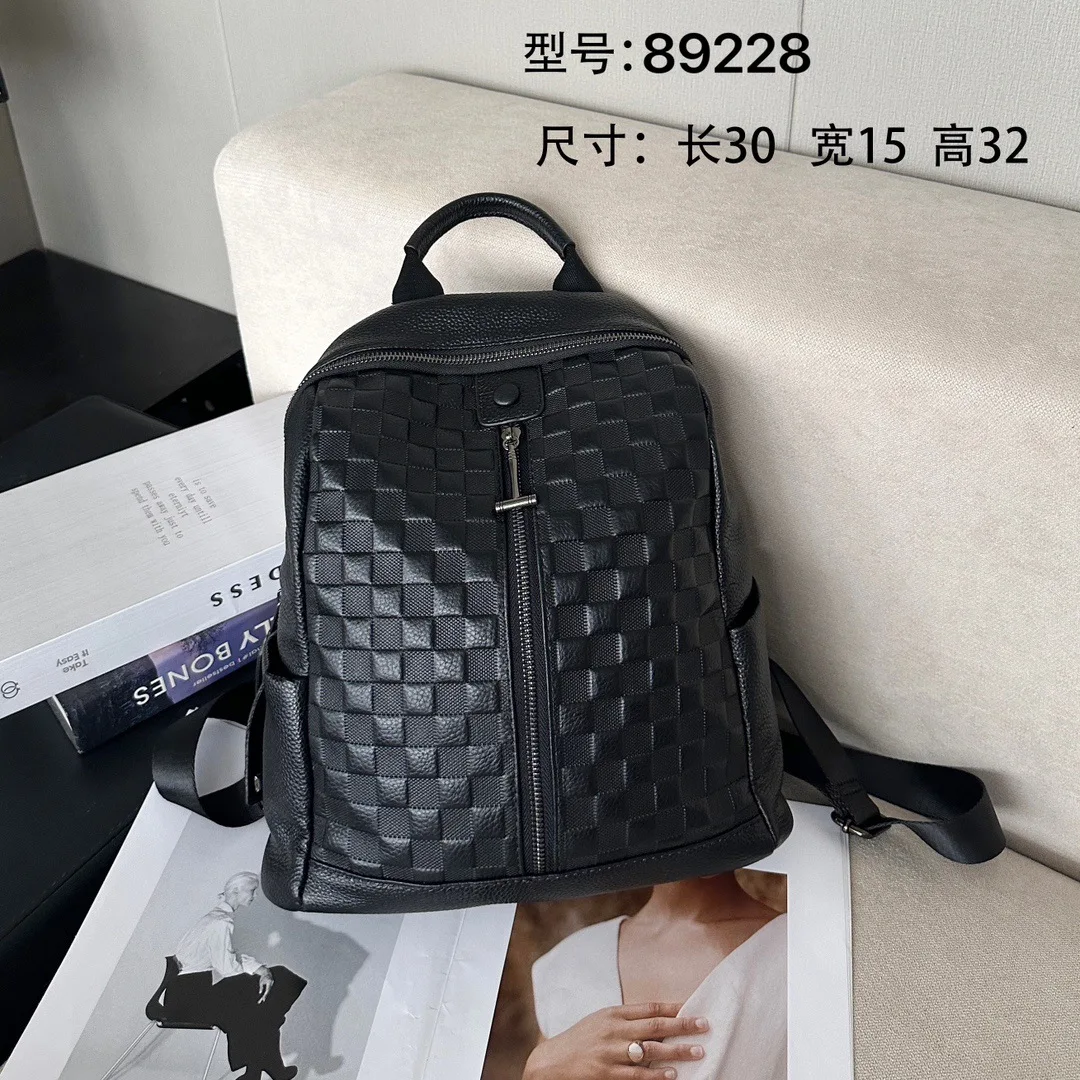 

Женский рюкзак 2025 года, новая мода, универсальный рюкзак с мягкой поверхностью, большая вместительная шахматная дорожная сумка, модный рюкзак