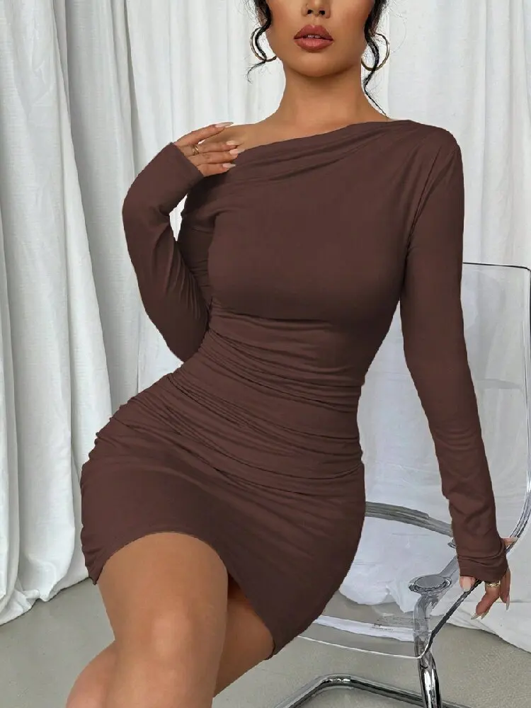 

Solid color, off-shoulder, fitted dress; elegant off-shoulder long-sleeved dress.