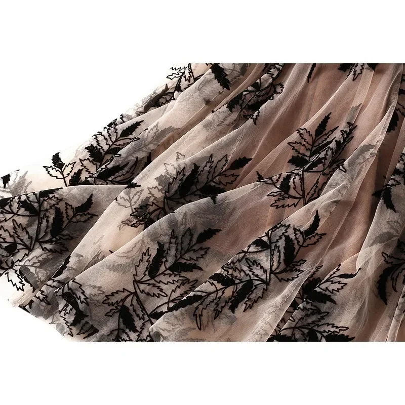 Women's Flocking Printed Chiffon Skirt in Autumn and Winter, Long A-line Large Swing Floral Mesh Skirt Suitable for All Seasons