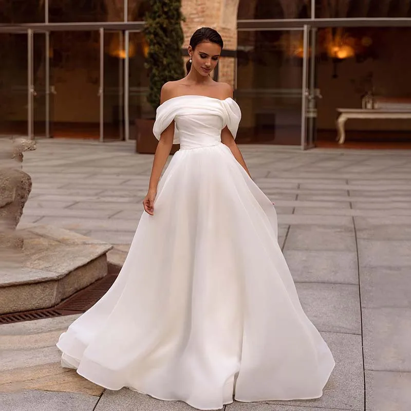 

Simple Strapless A-Line Wedding Dresses Off the Shoulder Sleeveless Sweep Train Bridal Gowns Vestidos De Noiva