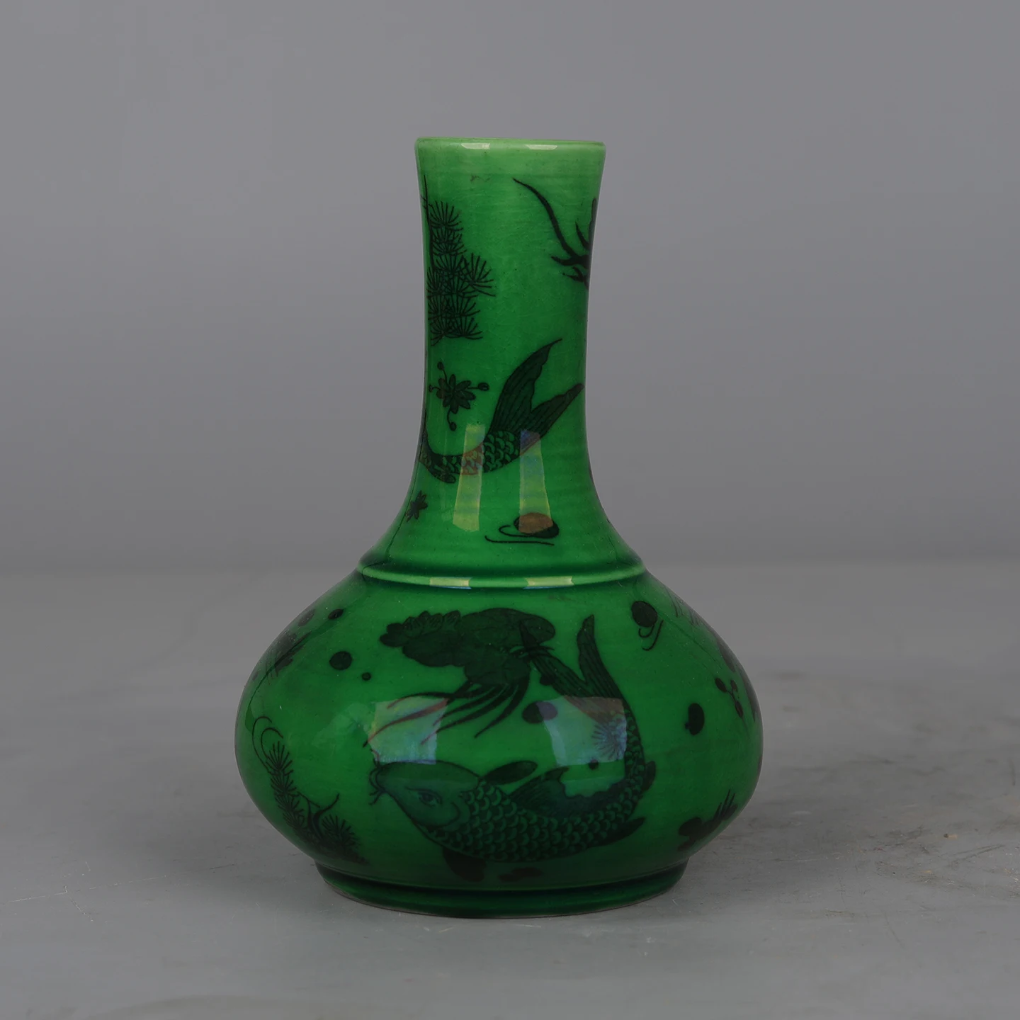 Jade Glazed Blue And White Fish And Algae Patterned Small Flat Belly Vase Antique Porcelain Collection Ornament
