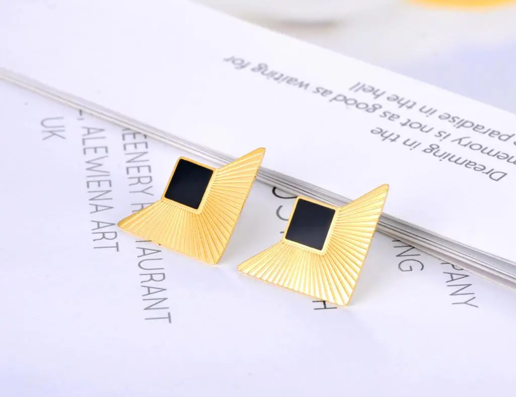 JeeMango Stainless Steel Green Black Enamel Earrings Vintage Design Triangle Geometric Jewelry For Women серьги женские JE22153