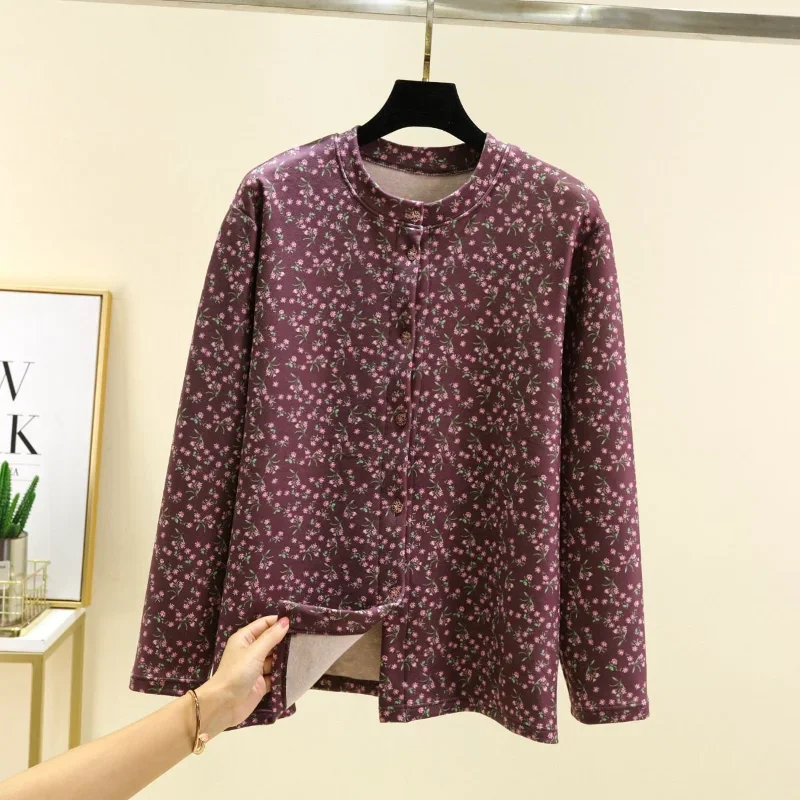 Warm Cardigan for Women with Winter Velvet Round Buckle Jacket for Middle-aged Elderly Thickened Inner Floral Long-sleeved Top