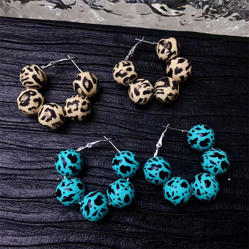 

Sweet Cool Colored Printed Silicone Bead Earrings for Women Exaggerated Fashion Light Luxury Trendy Banquet Accessories